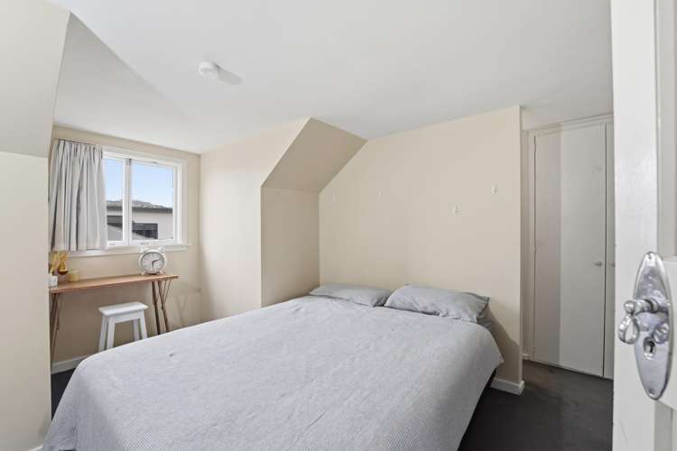 218 Barrington Street Somerfield_9