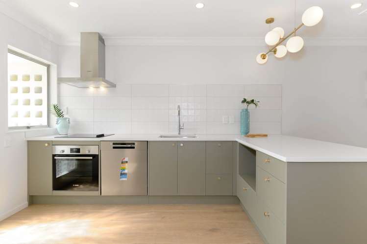 2b Cleland Crescent Blockhouse Bay_9