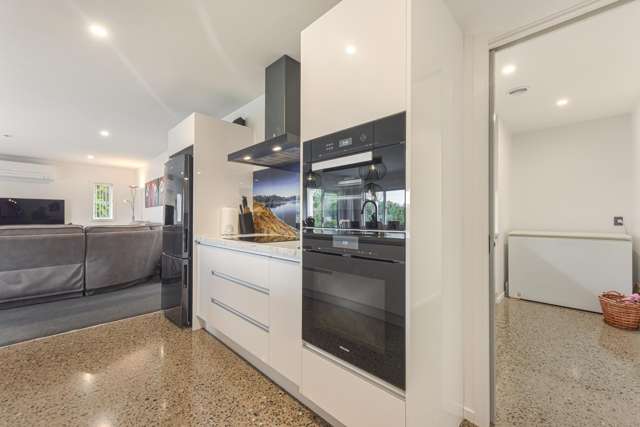 2 Ruataniwha Drive Collingwood_4