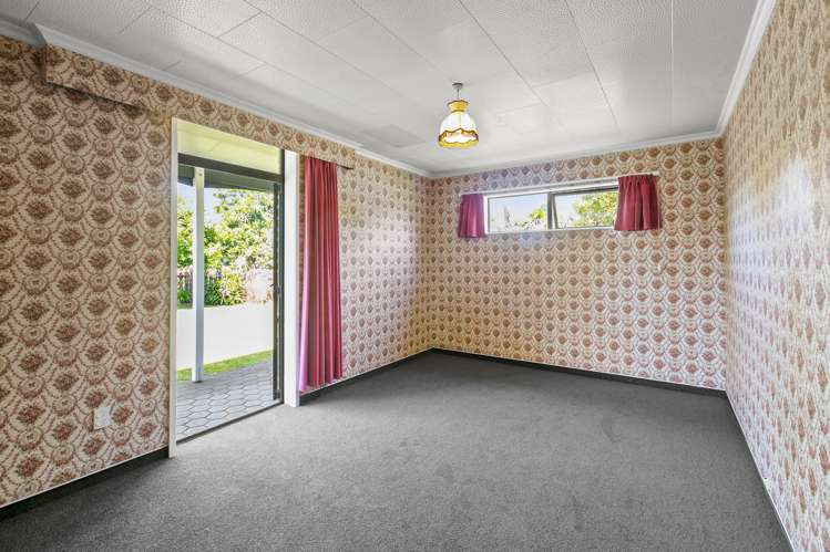 2336 South Road Okato_10