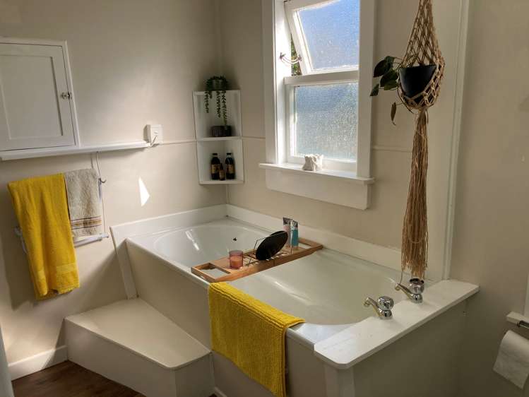 3 Andrew Street Elgin_10