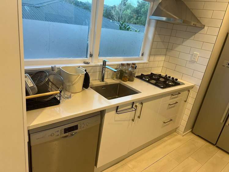 62 Vandeleur Avenue Birkdale_6
