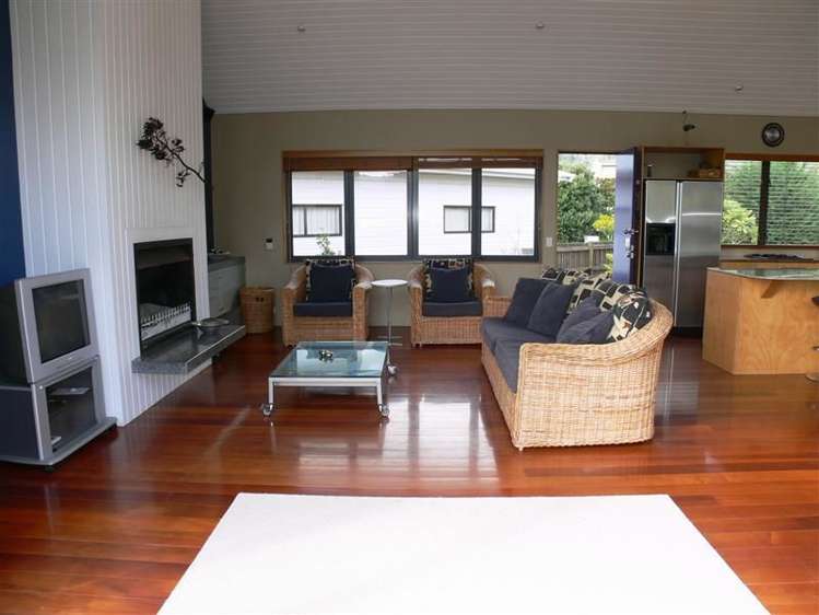 14 Ajax Head Pauanui_7