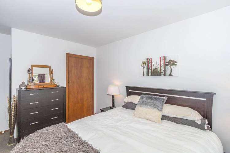 2/5 Lomax Place Islington_9