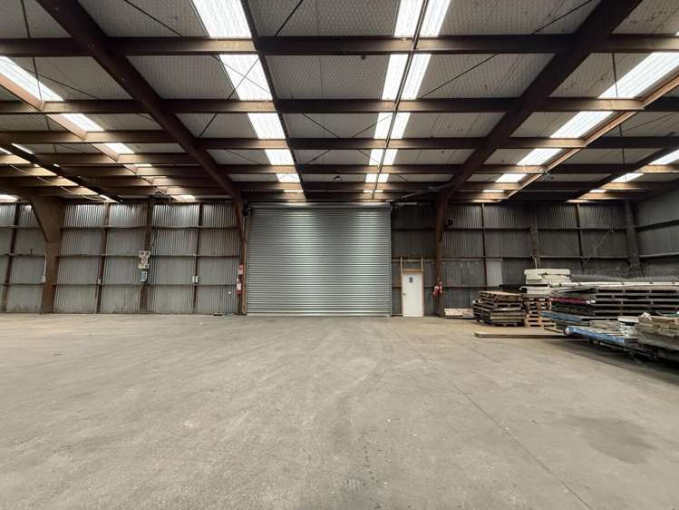 156E Main road Kumeu_2