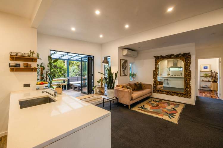 36 Ocean Road Surfdale_6