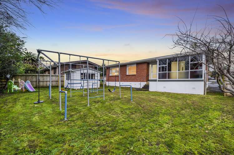 1/9, 2/9 & 3/9 Esmonde Road Takapuna_10