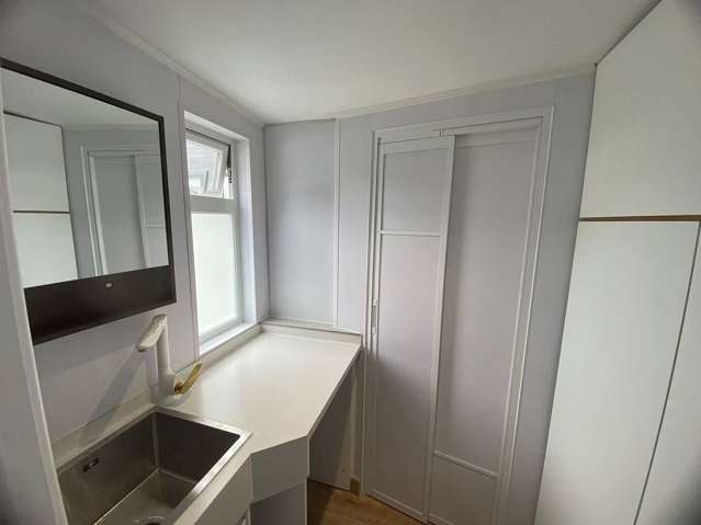 12B/336 Worcester Street Linwood_1