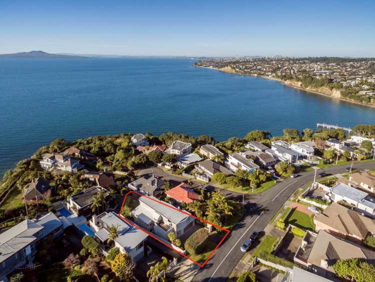 31 Churchill Road Murrays Bay_1