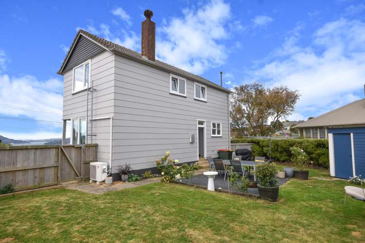 146 Riselaw Road Calton Hill_15