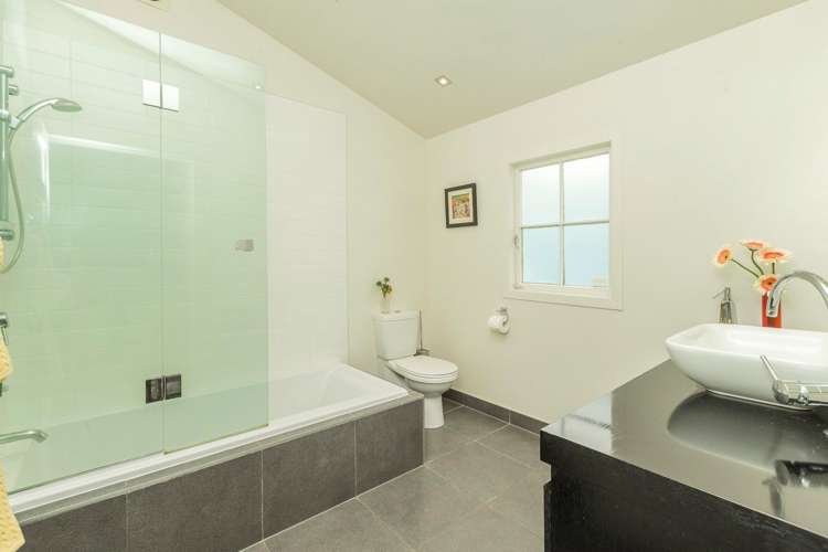 68 Ellerton Road Mount Eden_17