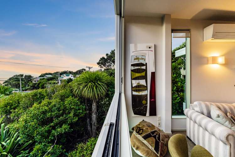 2 Berridge Road Muriwai_13