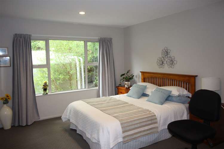 1736 Queen Charlotte Drive Anakiwa and Surrounds_12