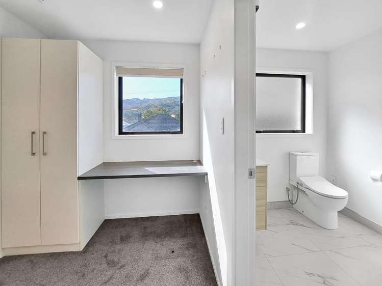 4/17 Pearce Crescent 1353_9