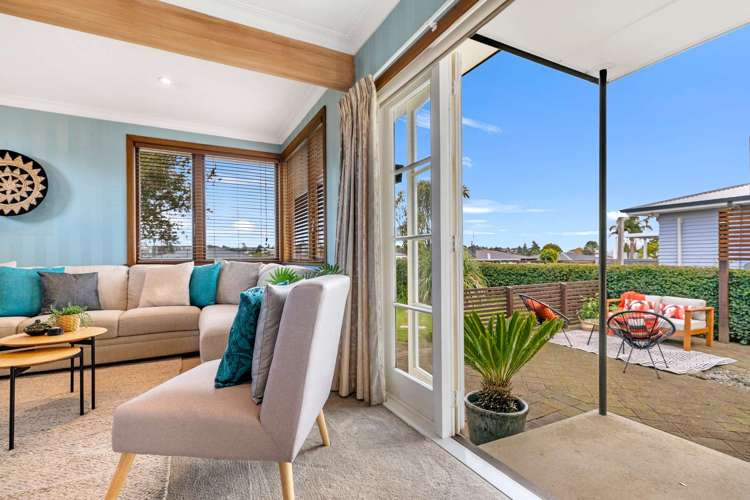 32 Woodford Avenue Brookfield_10