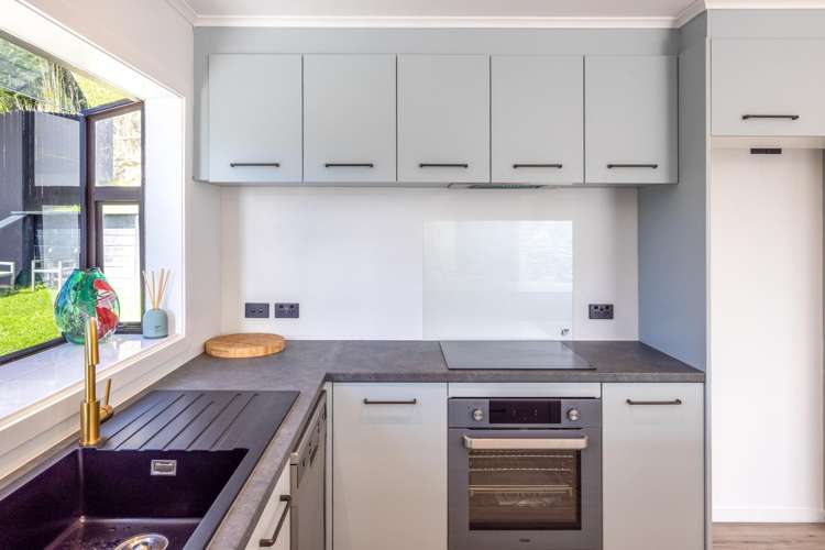 16 Ocean Road Surfdale_11