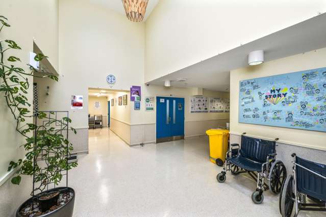 14 Fair Mall Otara_4