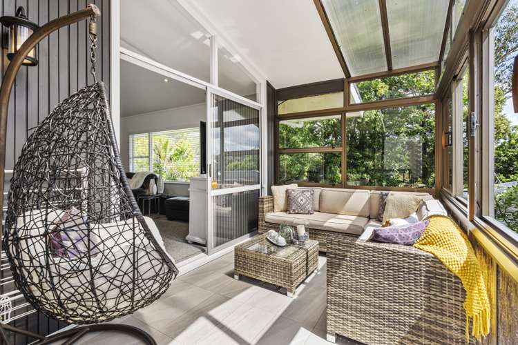 54 Galaxy Drive Mairangi Bay_13