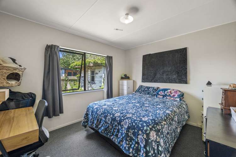 11a Walker Road Fairy Springs_7