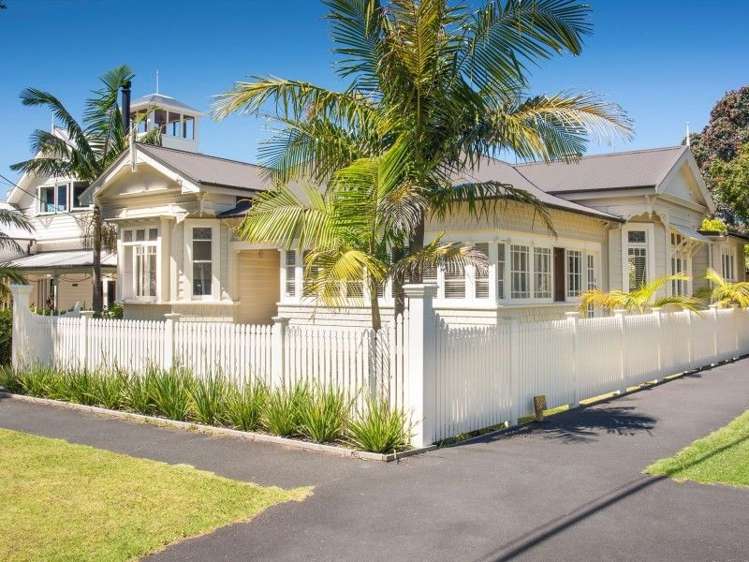 27 Oxford Terrace Devonport_21