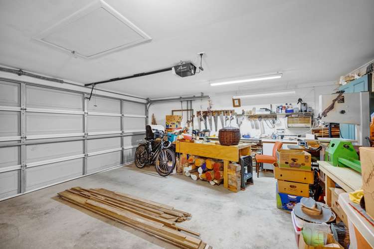 29d Baring Terrace Strandon_23