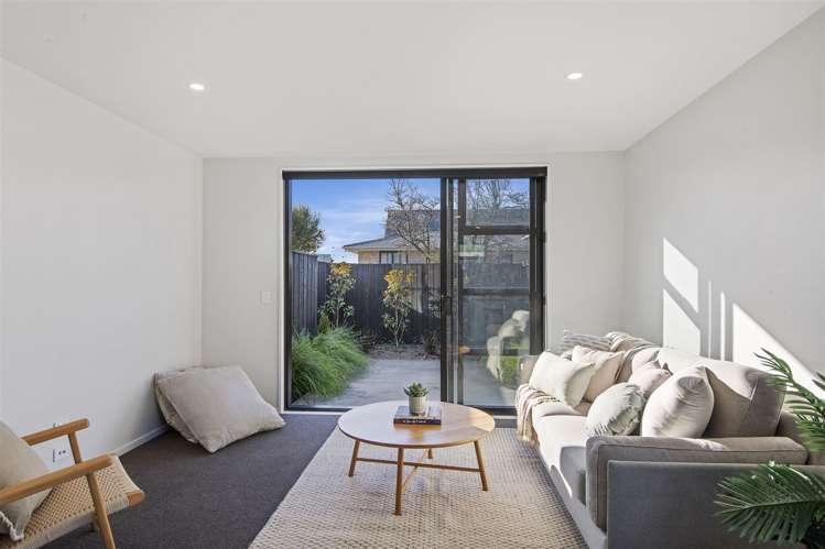 5/68 Barbour Street Waltham_4