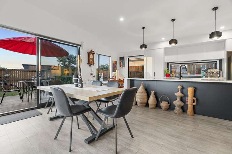 57 Awatira Drive Papamoa_15