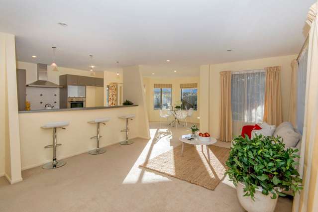 5 Sweet Waters Place Woolston_1