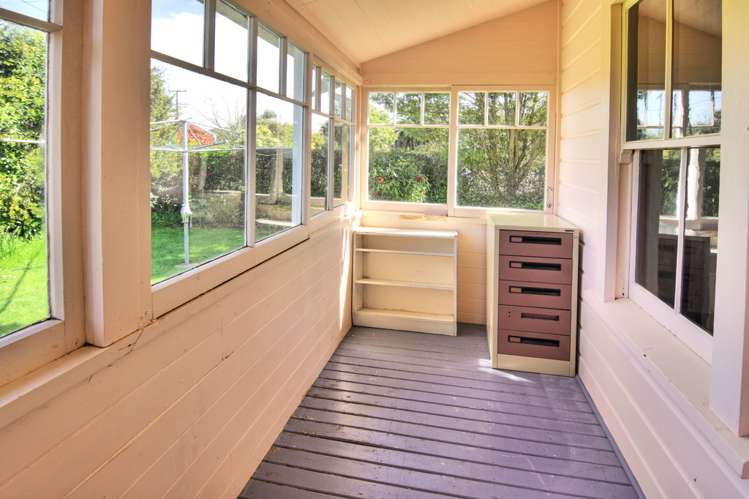 92 Cornwall Street Masterton_11