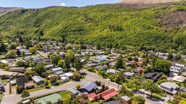 48 Centennial Avenue Arrowtown_24