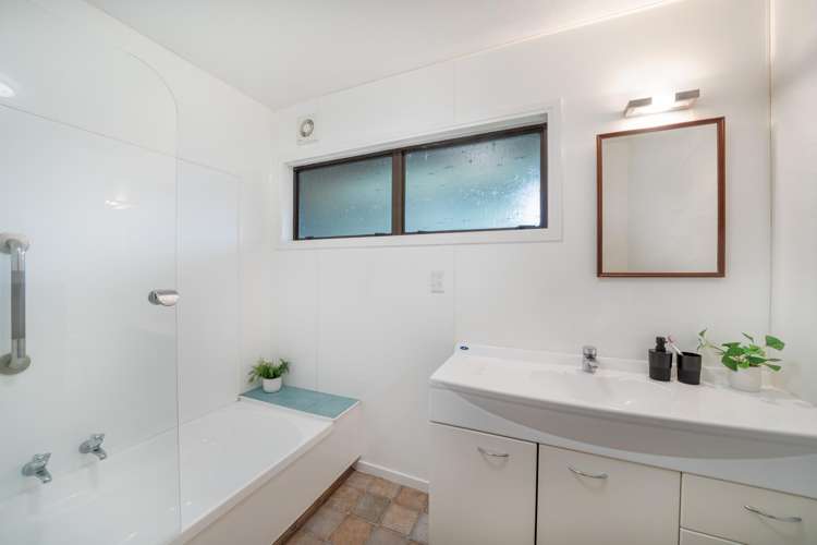 133 Helston Road Paparangi_13