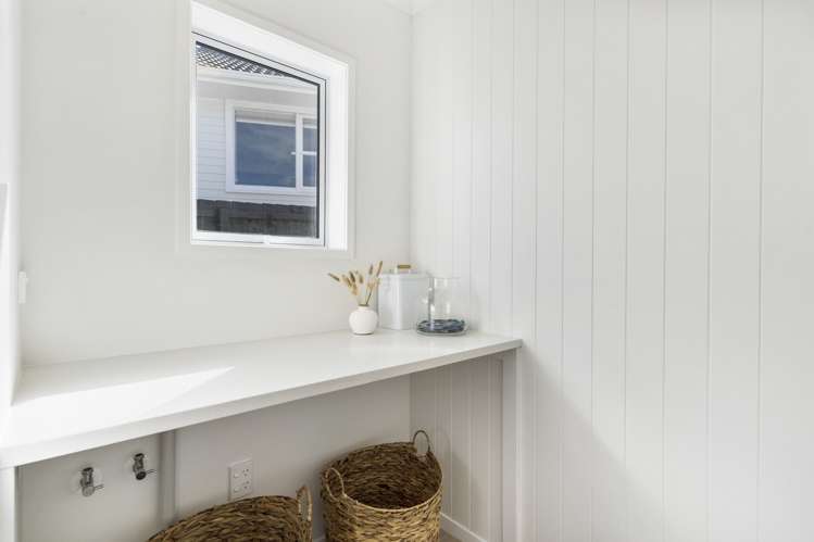 71 Fairclough Road Beach Haven_12