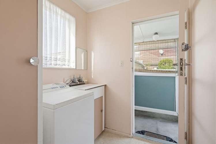 15 Amberley Grove Lower Hutt_14