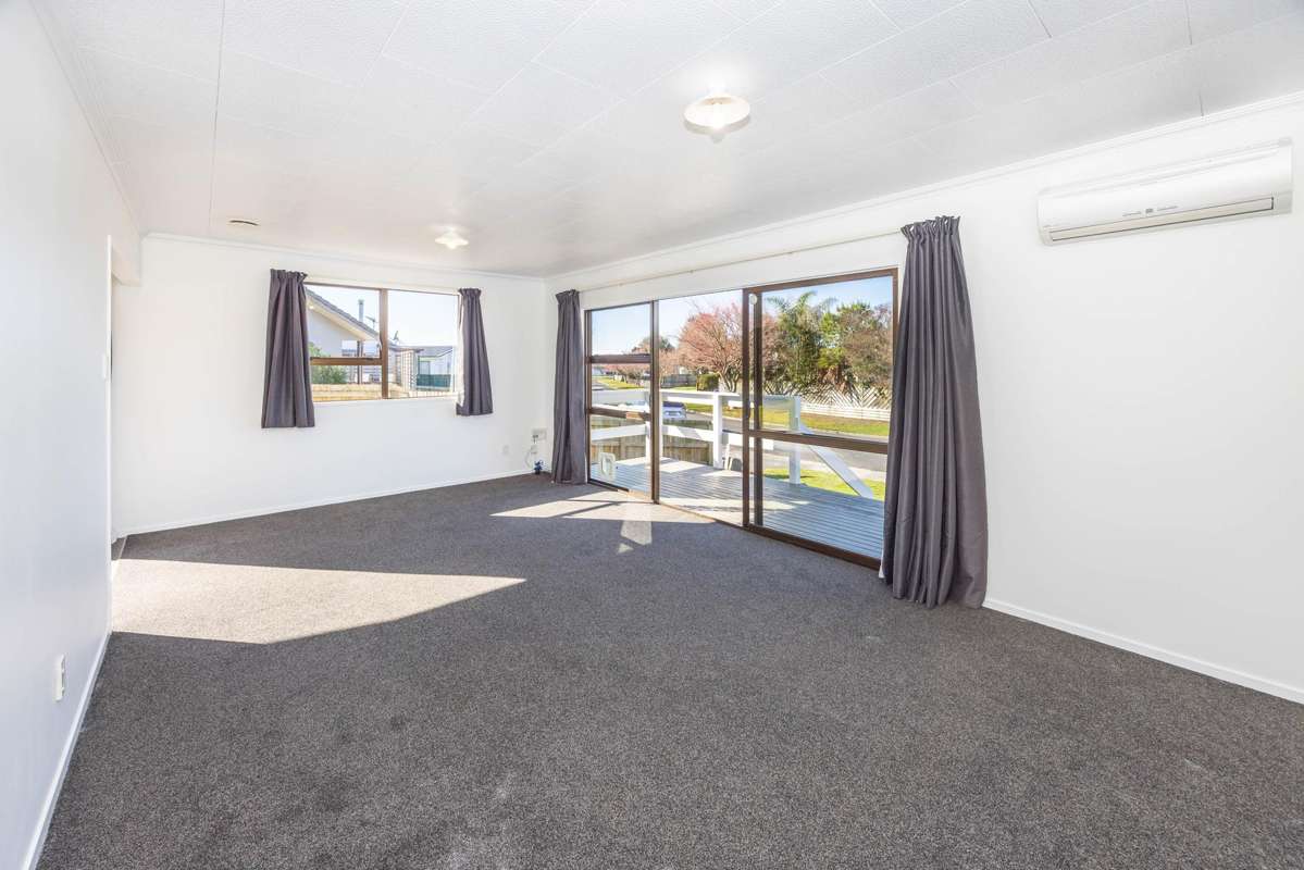 124 Caxton Place_4