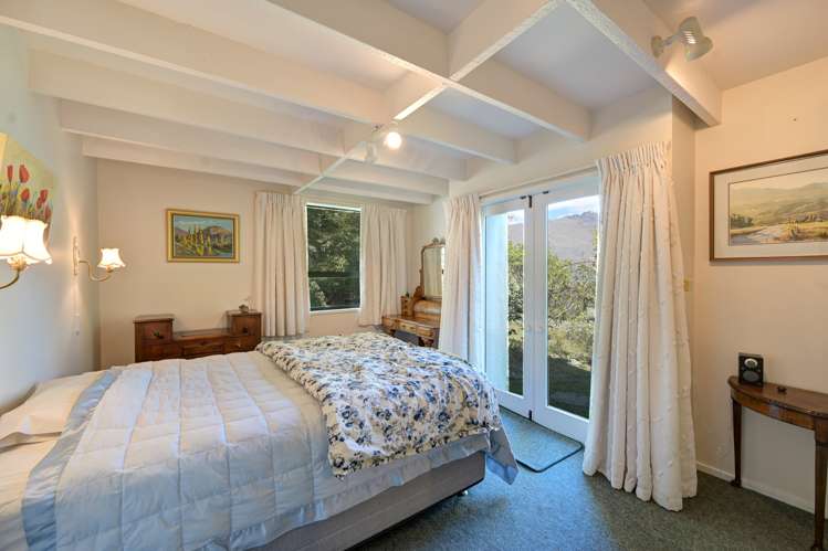 21 Malaghan Street Queenstown_11