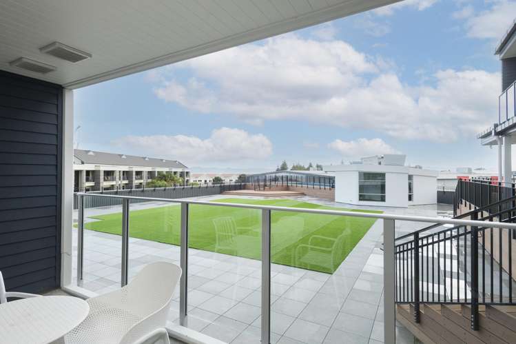 202/4 Reads Quay, Marinaview Gisborne_21