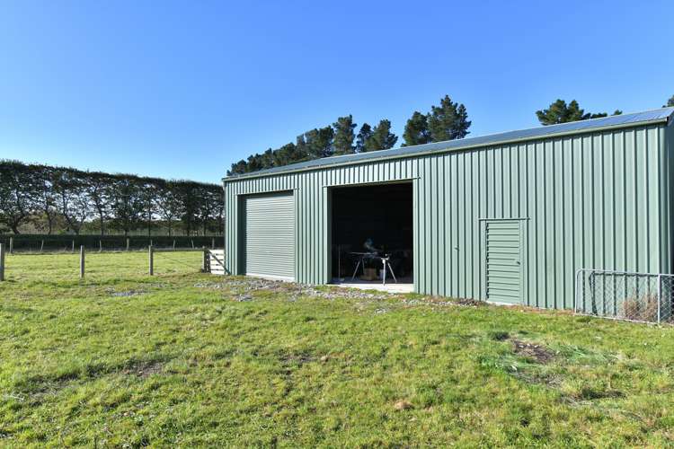 295 Plaskett Road Fernside_18