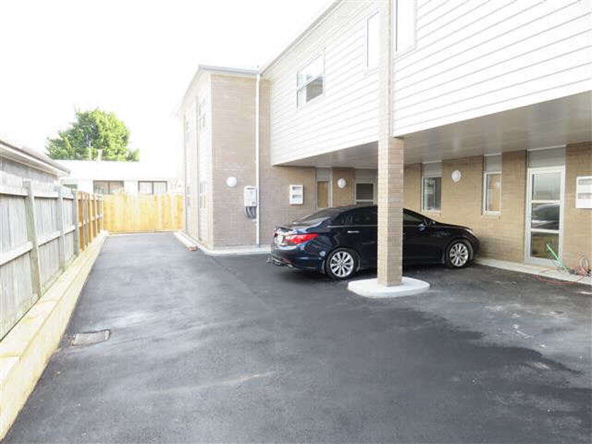 2B/93 Knighton Road 1076_0