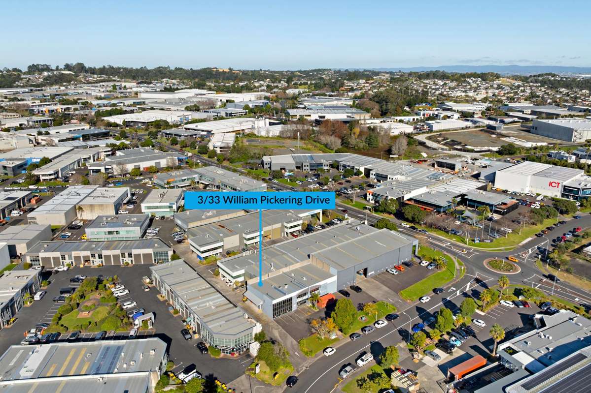 3/33 William Pickering Drive_5
