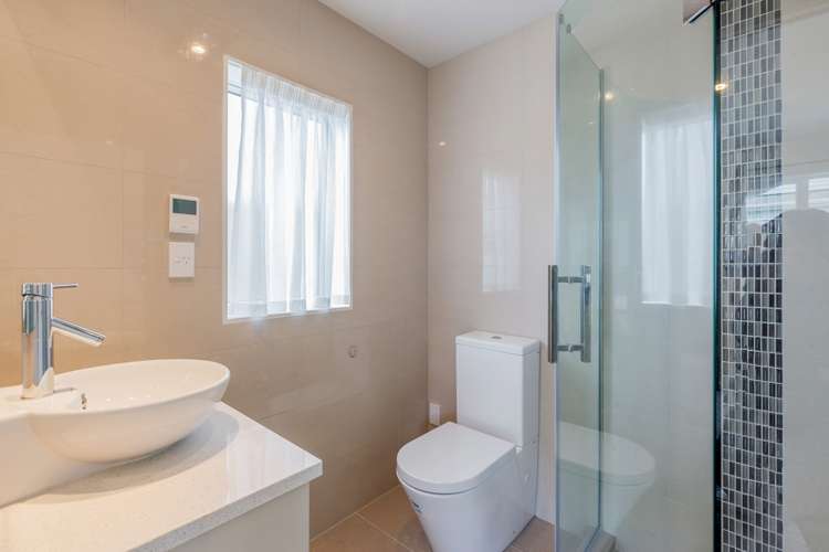 140q Hepburn Road Glendene_18