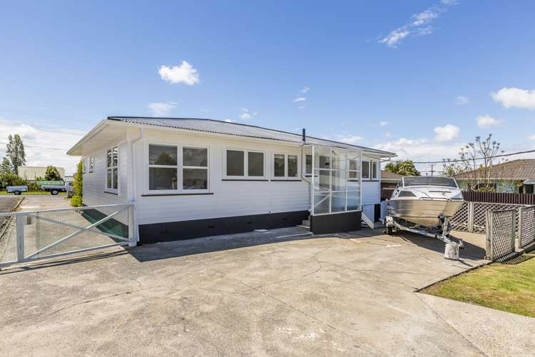 5 Rewarewa Road Te Atatu Peninsula_13