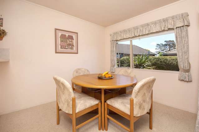 1/5 Nedlands Place Pakuranga Heights_4