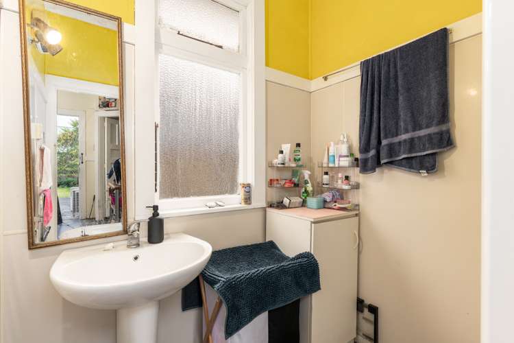 6 Chichester Street Woolston_13