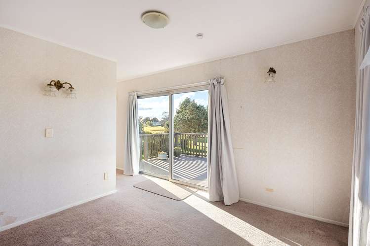 209 Browns Beach Road Muriwai_9