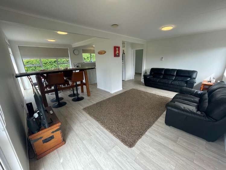 1 Corinna Street Welcome Bay_7