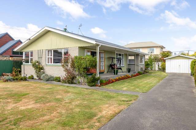 3 Bedroom Home in Papanui, Available Now!