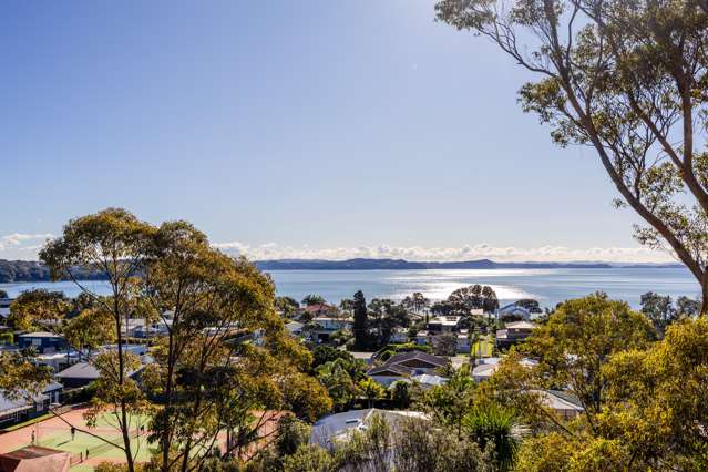 Secluded Retreat, Panoramic Sea Views in Manly