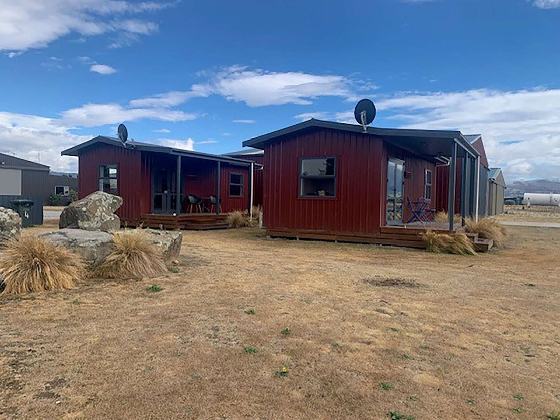 2/166 Coates Road Alexandra_0