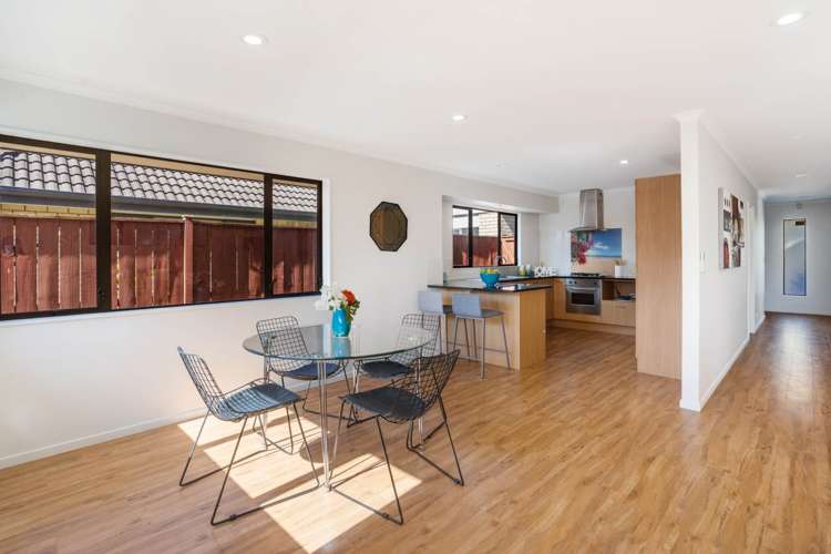 8 Leixlep Lane East Tamaki_8