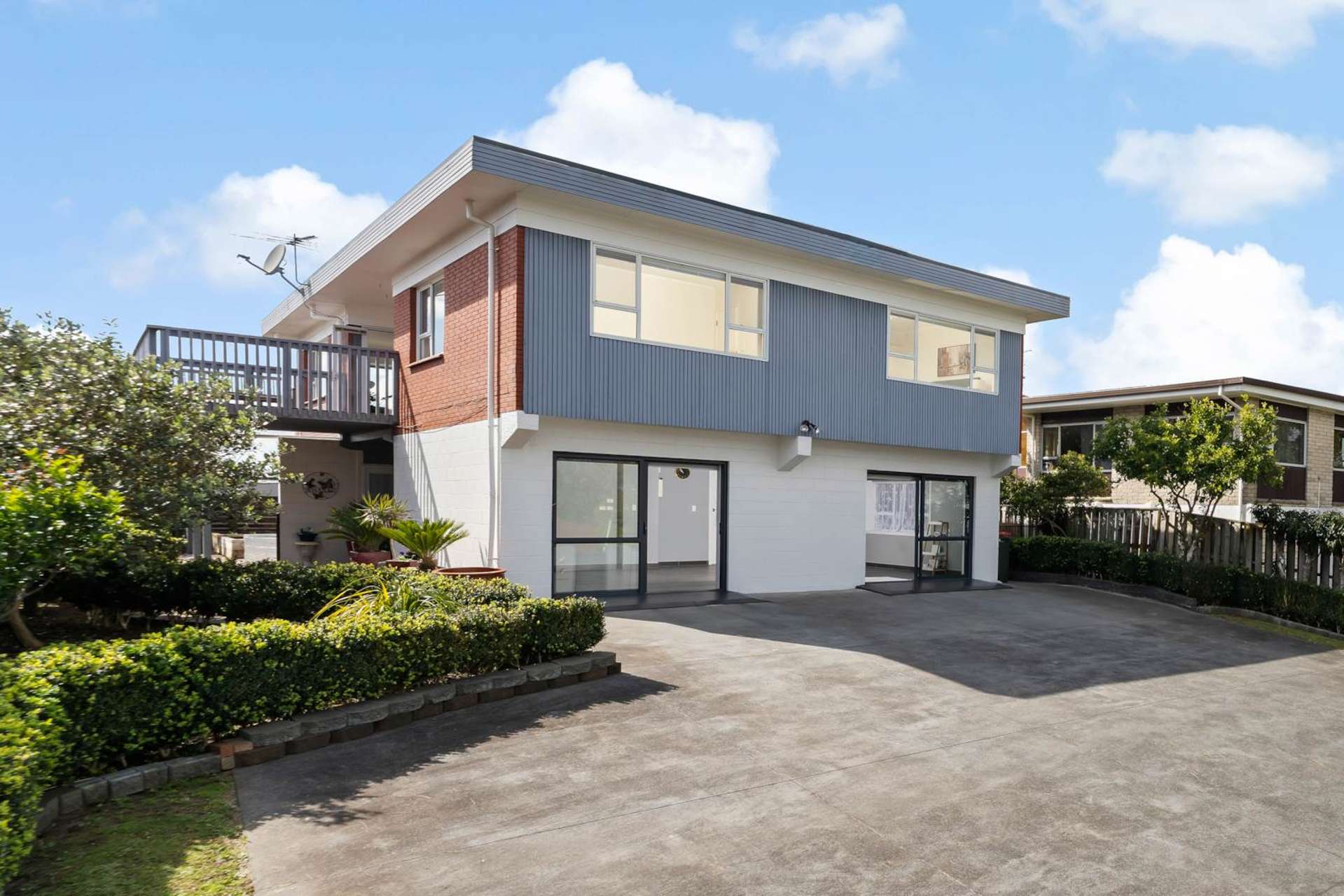 84 Gossamer Drive Pakuranga Heights_0